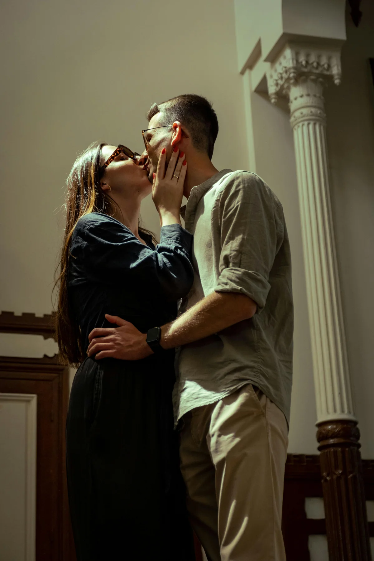 Should You Kiss on the First Date? Exploring the Do’s and Don’ts